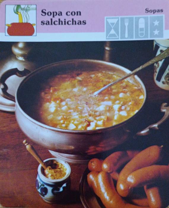 sopa_con_salchichas_01.jpg